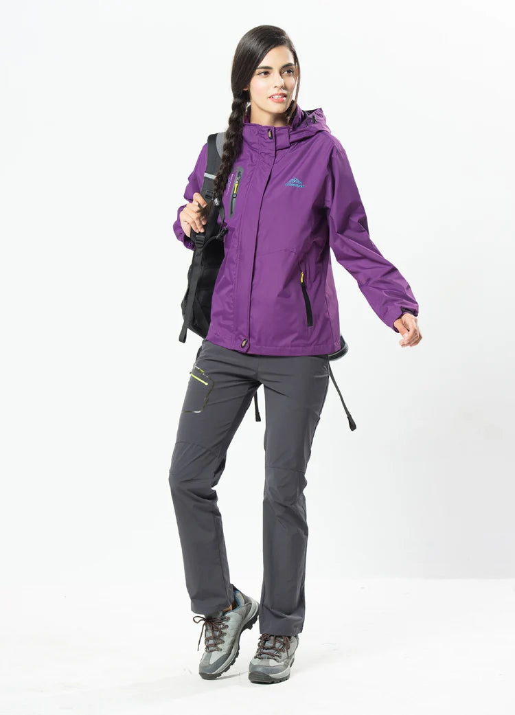 Women's Winter Running And Trail Gear: Waterproof, Windproof Windbreaker Running Jackets / Rungear