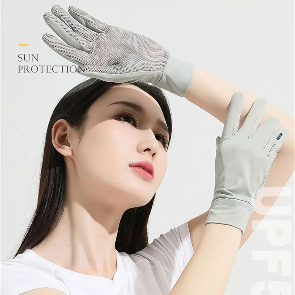 Women's Running Gloves: Ice Silk Sun Protection Anti-UV Gloves / Rungear