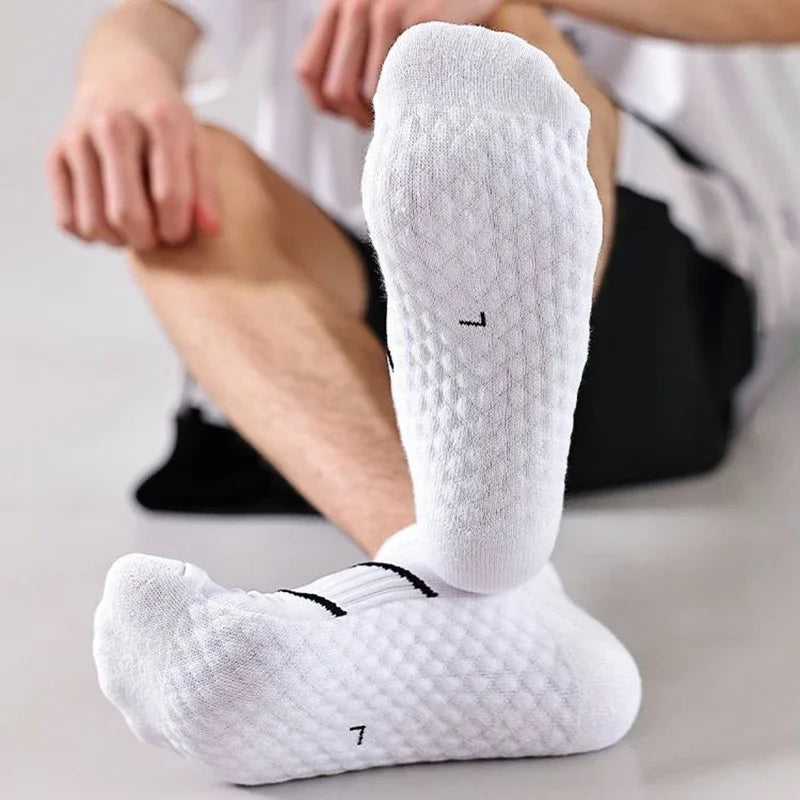 Moisture-Wicking Sock Gear: Unisex, Breathable, Anti-Slip, No-Sweat, Cotton Athletic Running Socks / Rungear