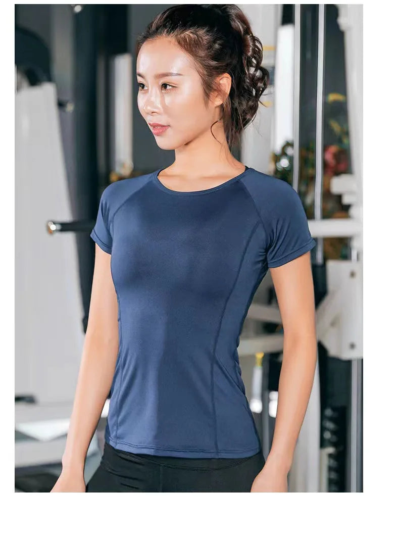 Women's Running Apparel: Seamless, Long Sleeved Sportswear Workout Shirt For Sports Fitness / Rungear