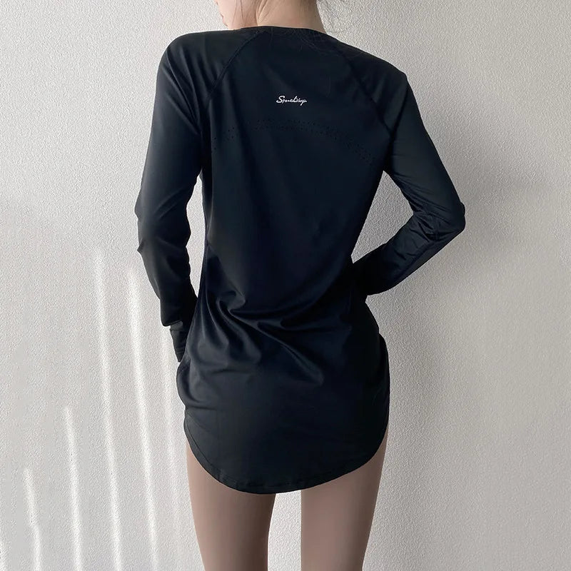 Women's Running Apparel: Long Sleeved, Fitness, Workout Top / Rungear