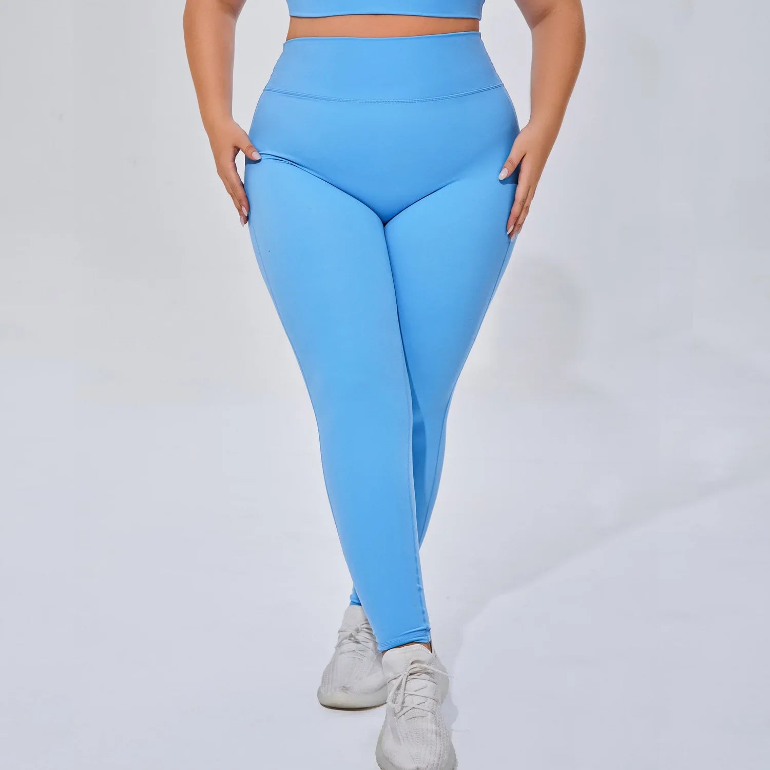 Plus Size Women's Running Apparel: Quick-Dry, Comfortable, High Stretch, Breathable Sports Bra And High Stretch Breathable Leggings / Rungear