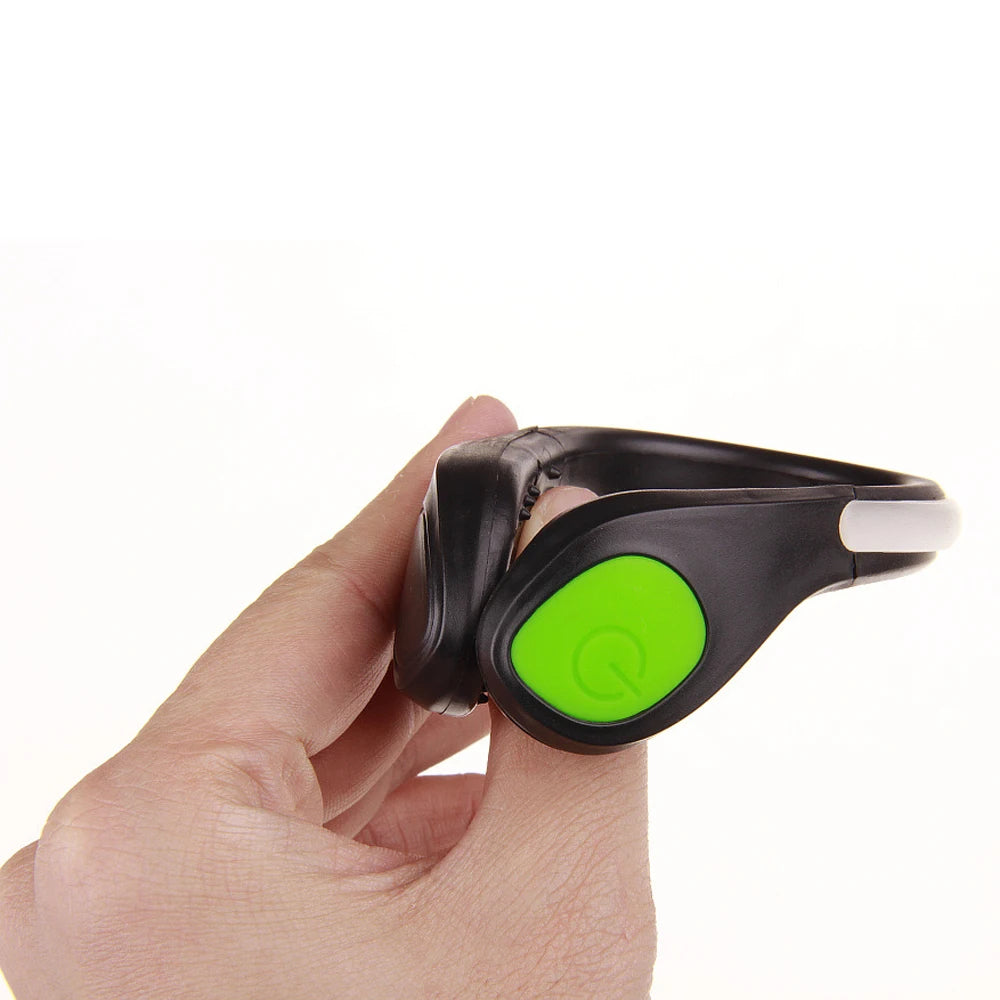 Safety Gear Accessories: LED Luminous Strong Night Safety Shoe Clip Light for Running, Cycling, Hiking / Rungear