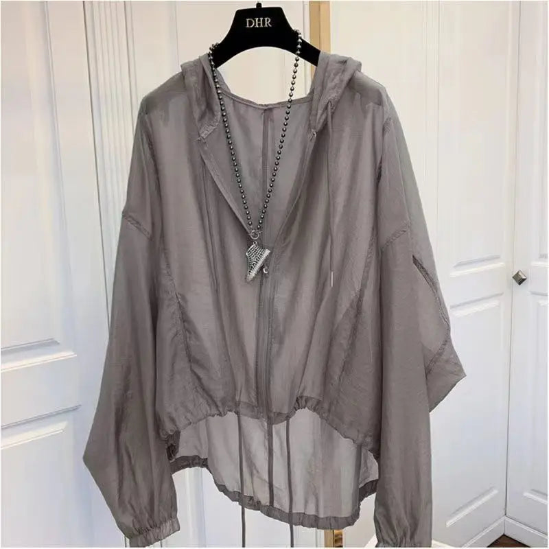 Women's Running Apparel: Hooded, Sun-Proof, Breathable, Lightweight Jackets / Rungear