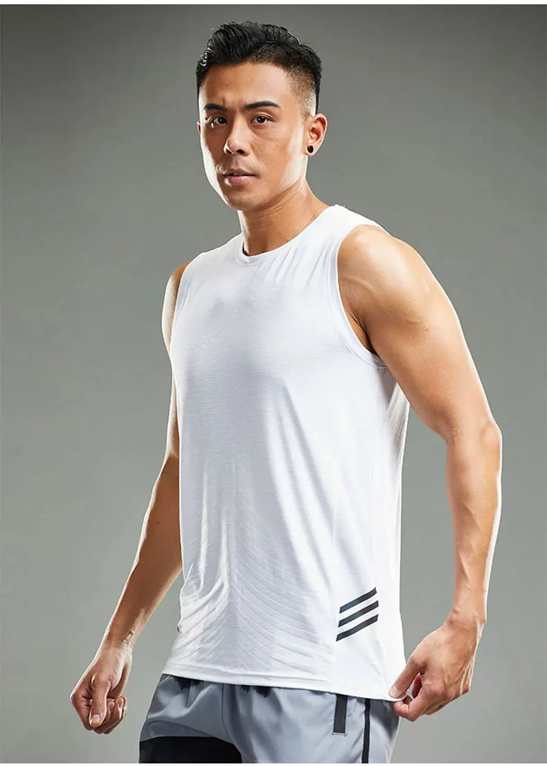 Men's Running Apparel: Marathon Fitness Wear, Undershirt Layer Ice Vest Sports Singlet / Rungear