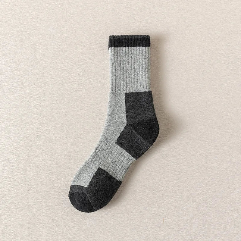 Moisture-Wicking Socks: Breathable, Winter Thermal, Thickened Warm, Moisture-Wicking Merino Wool Socks / Rungear