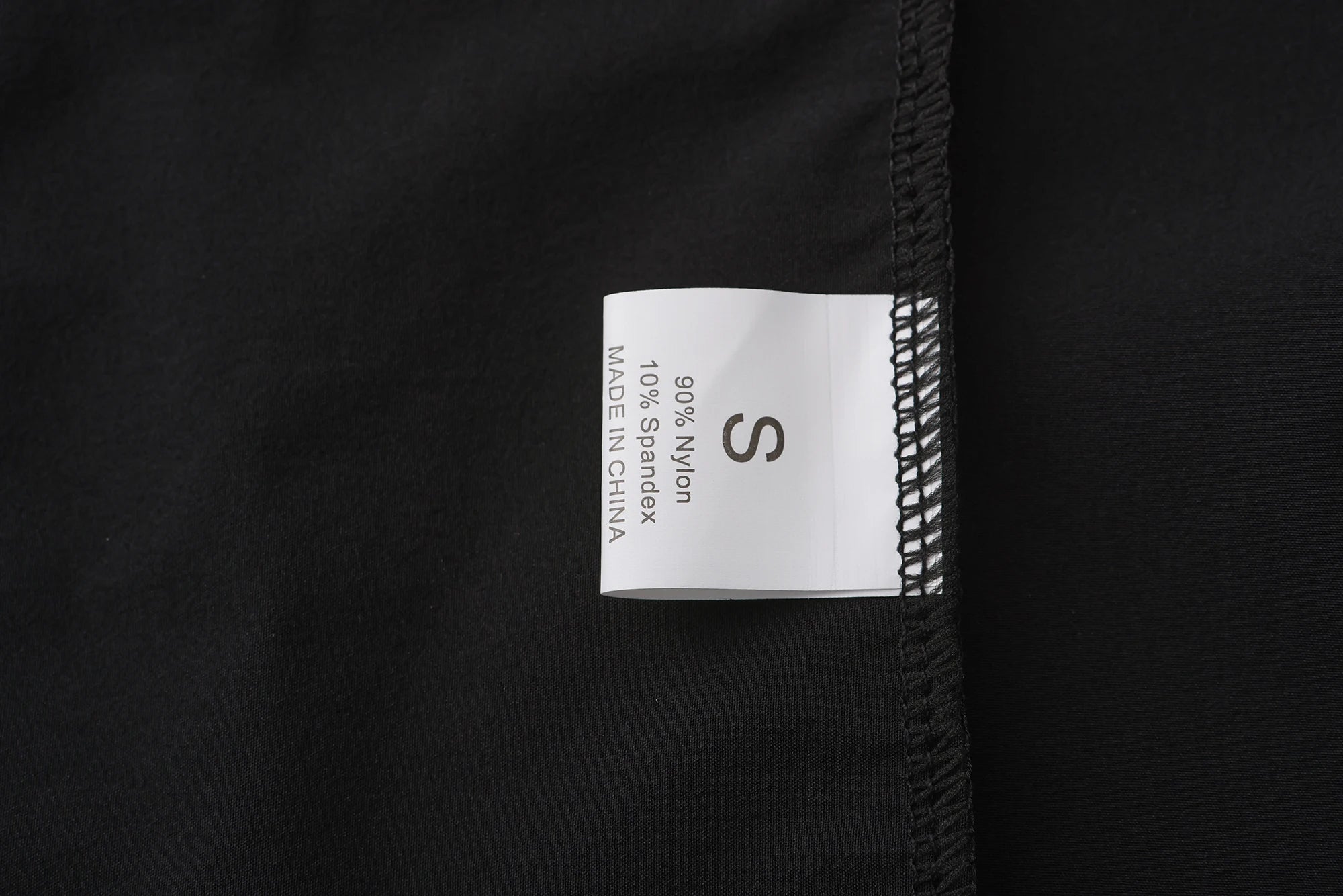 Men's Winter Running Gear: Windproof, Lightweight, Sleeveless Jacket / Rungear