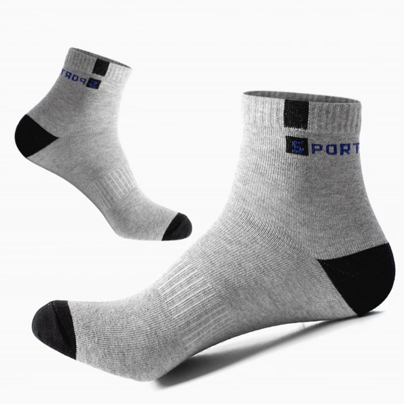 Men's Socks Accessories: Breathable, High-Elastic, Middle Tube Towel Cotton Socks for Running, Hiking / Rungear