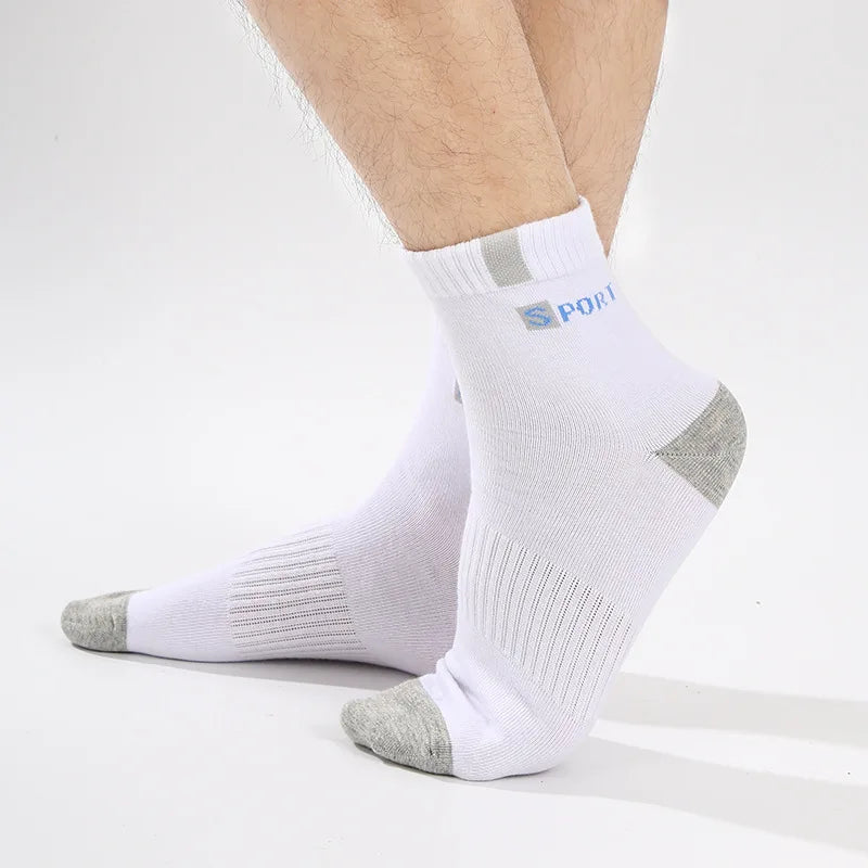Men's Socks Accessories: Breathable, High-Elastic, Middle Tube Towel Cotton Socks for Running, Hiking / Rungear
