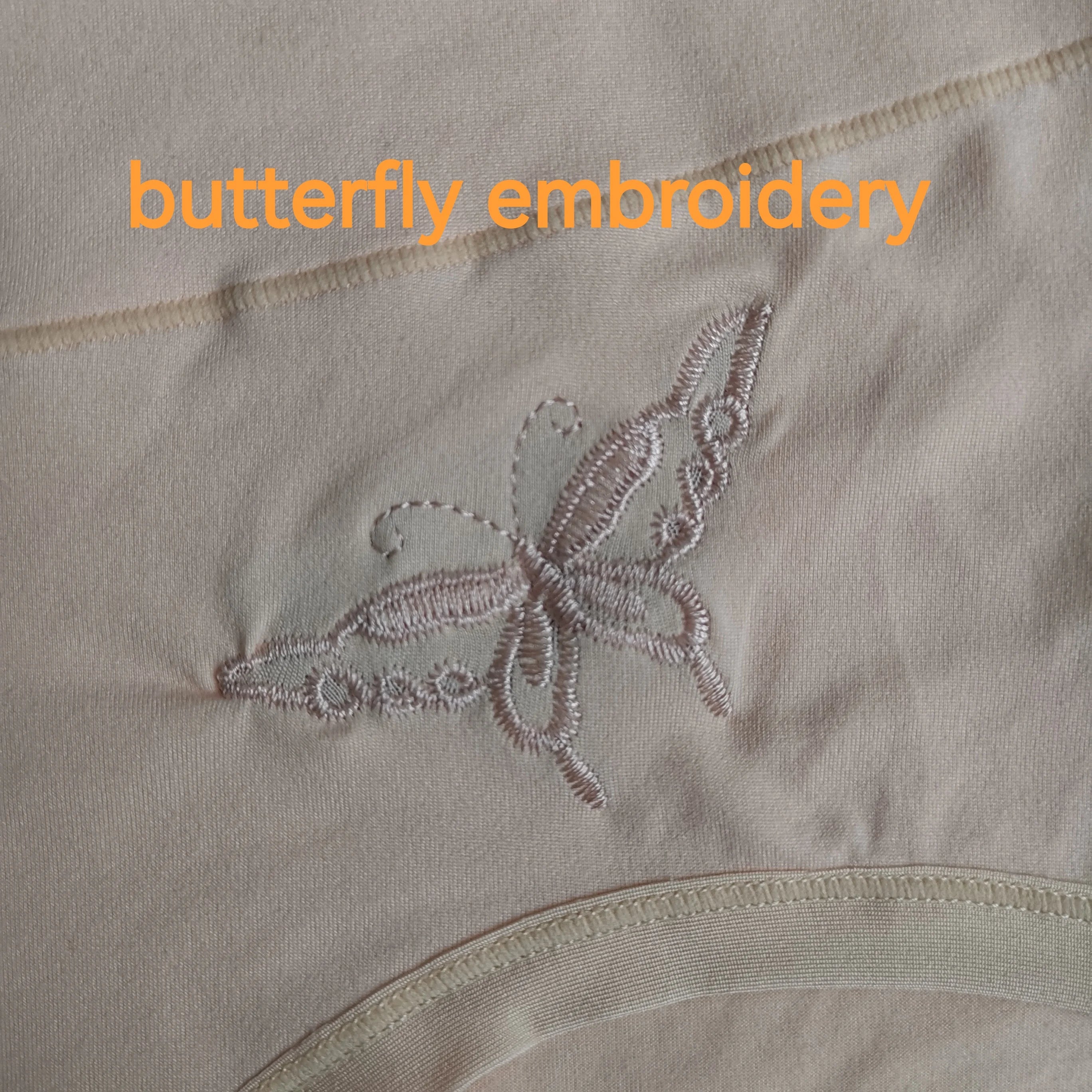 Soft Bamboo Breathable Embroidered Mid-Waist Women's Plus Sized Underwear Briefs