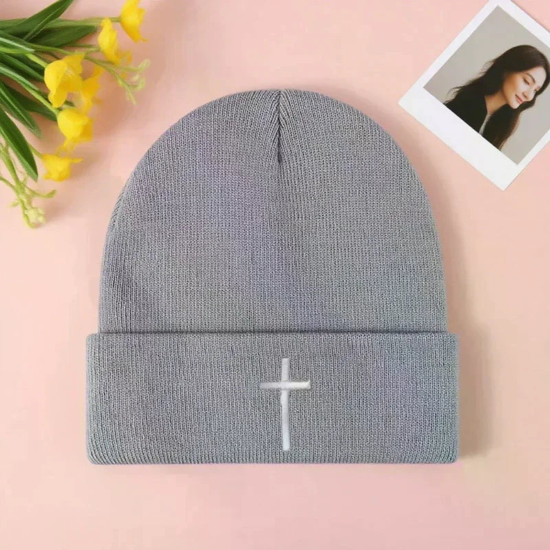Winter Hat Apparel: Unisex Solid Colour, Warm Knitted Autumn And Winter Casual Beanie / Rungear