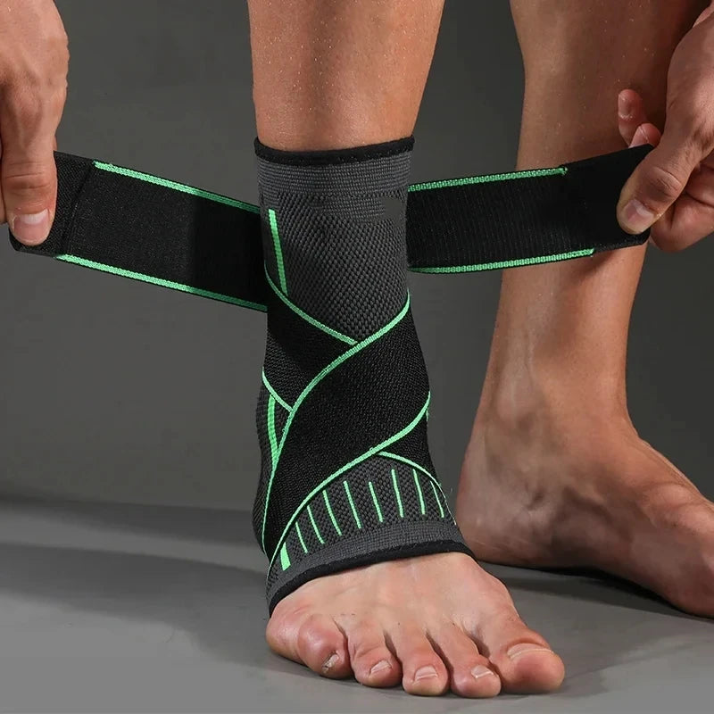 Recovery Gear Accessories: Adjustable Ankle Support Compression Protector for Running, Hiking and All Sports / Rungear