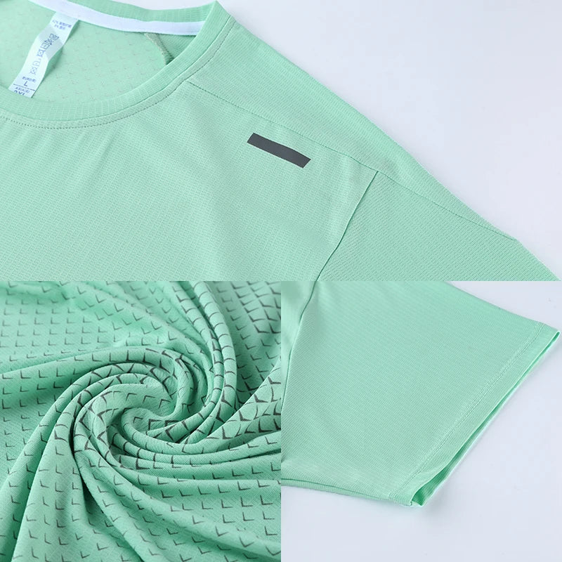 Men's Running Apparel: Quick-Dry, Breathable, Fitness Sports Training Shirt / Rungear