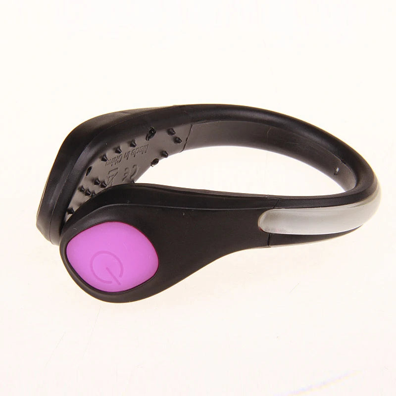 Safety Gear Accessories: LED Luminous Strong Night Safety Shoe Clip Light for Running, Cycling, Hiking / Rungear