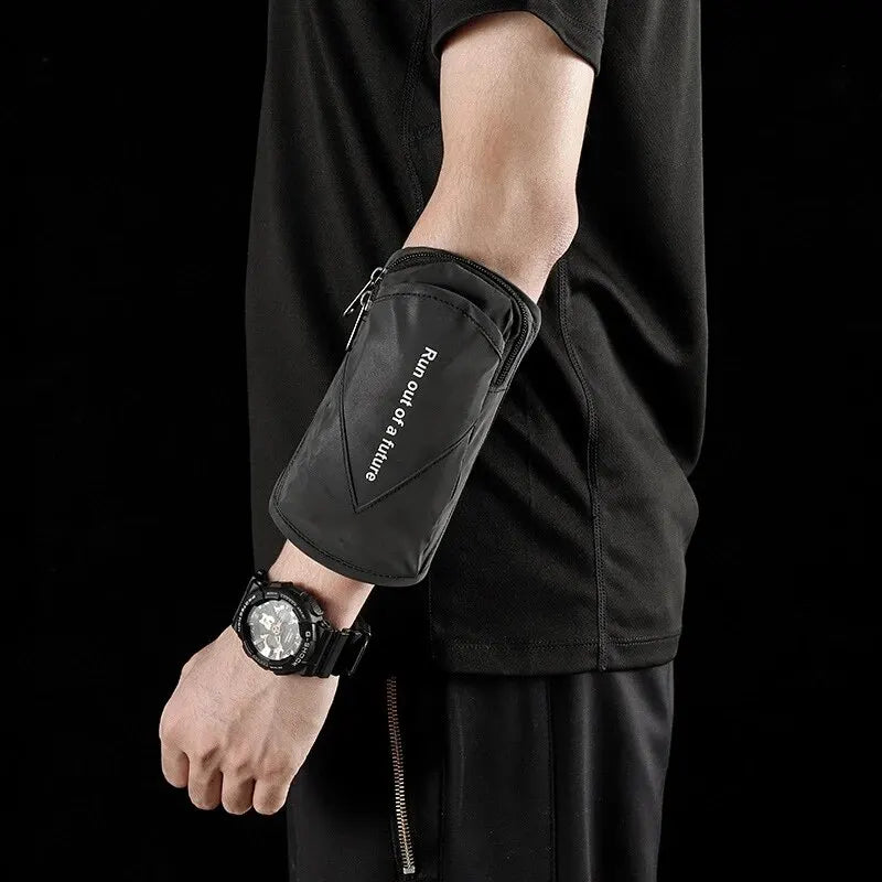 Running Tech Accessories: Unisex, Reflective, Outdoor Sports Running Fitness Mobile Phone Arm Bag, Night Safety Wrist Bag 6.5-Inch / Rungear